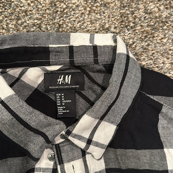 HM plaid shirt - Picture 2 of 4